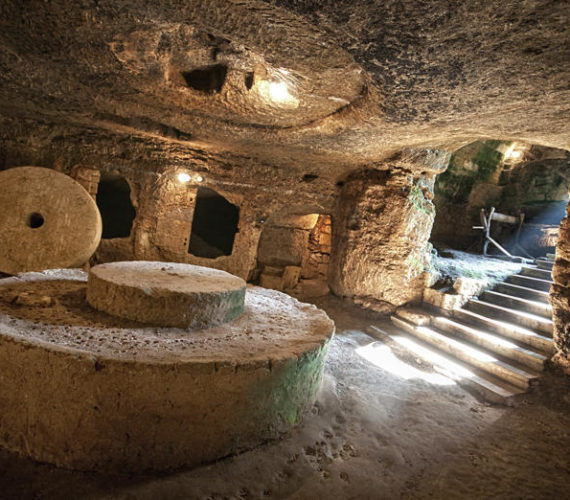 “Le Miniere d’oro Verde”: i Frantoi Ipogei sparsi per il Salento