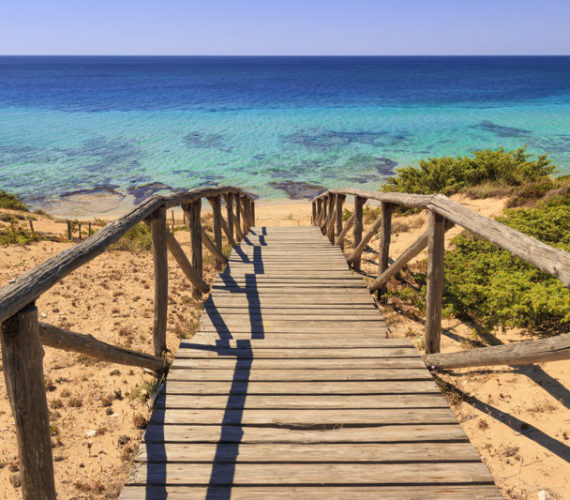 Top 10 delle spiagge più belle d’Italia: il Salento conquista la classifica del Telegraph